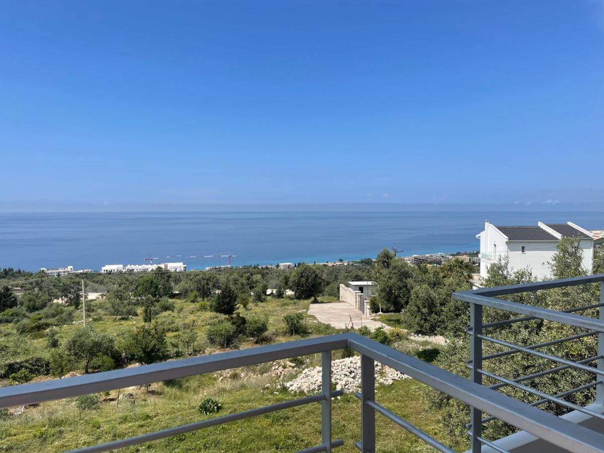 Guest House Four Seasons Dhërmi Extérieur photo