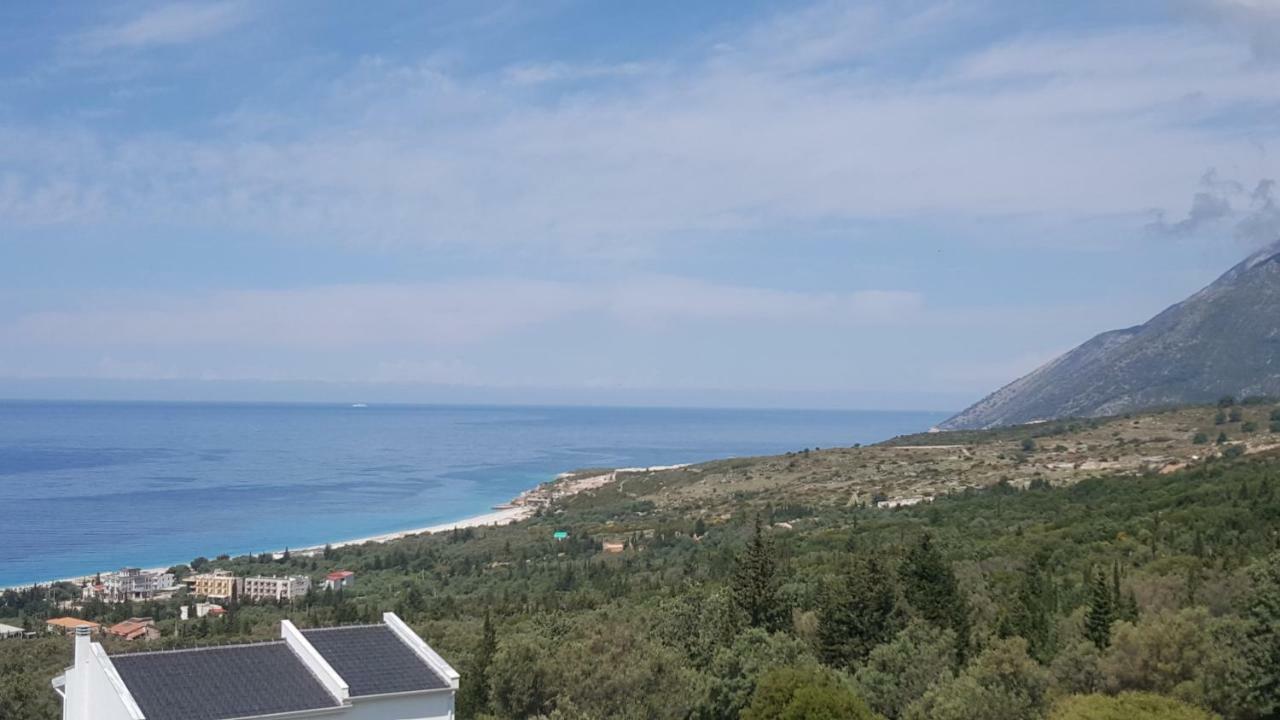 Guest House Four Seasons Dhërmi Extérieur photo